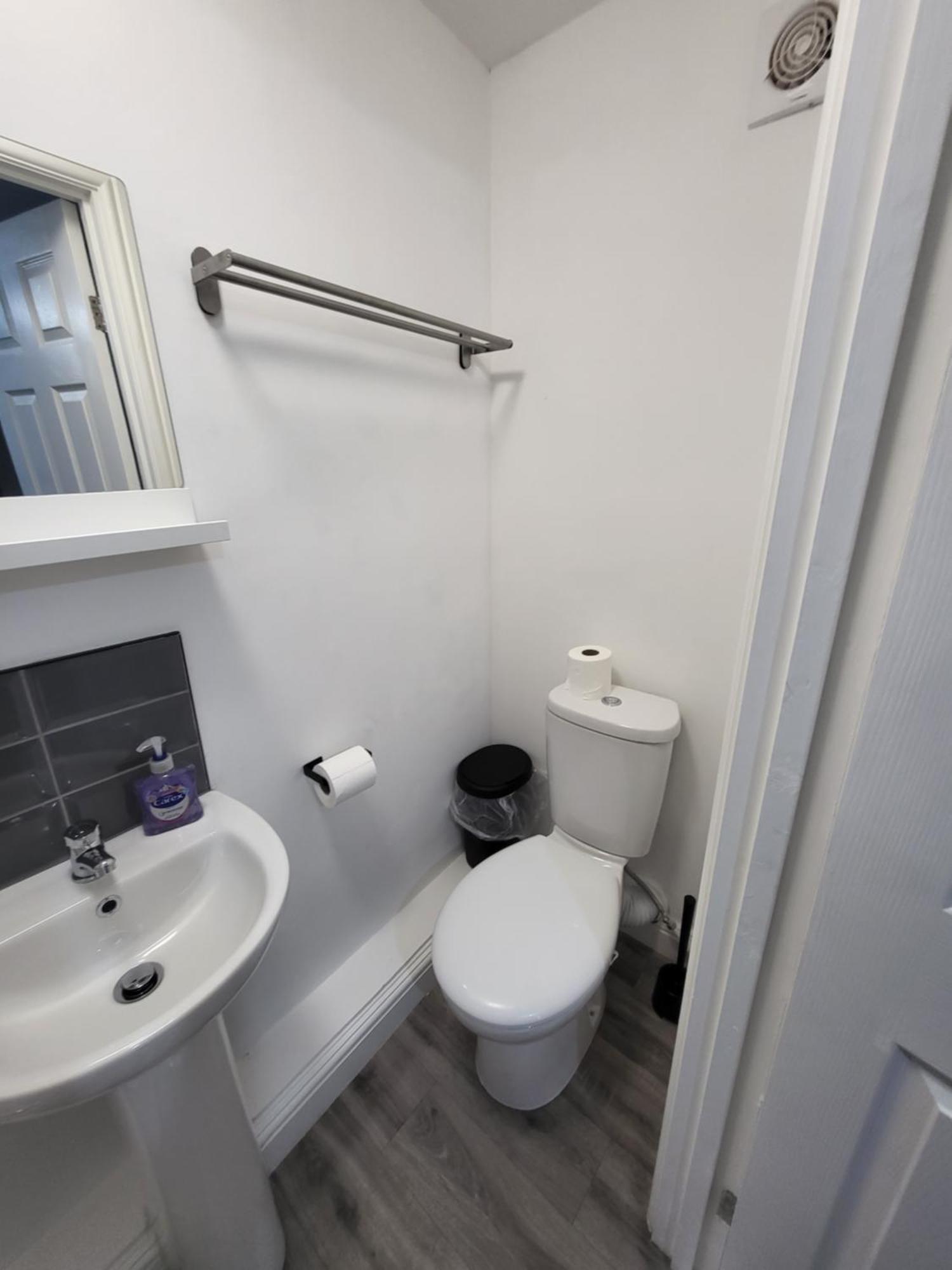 Comfortable - Alfreton Guest house *